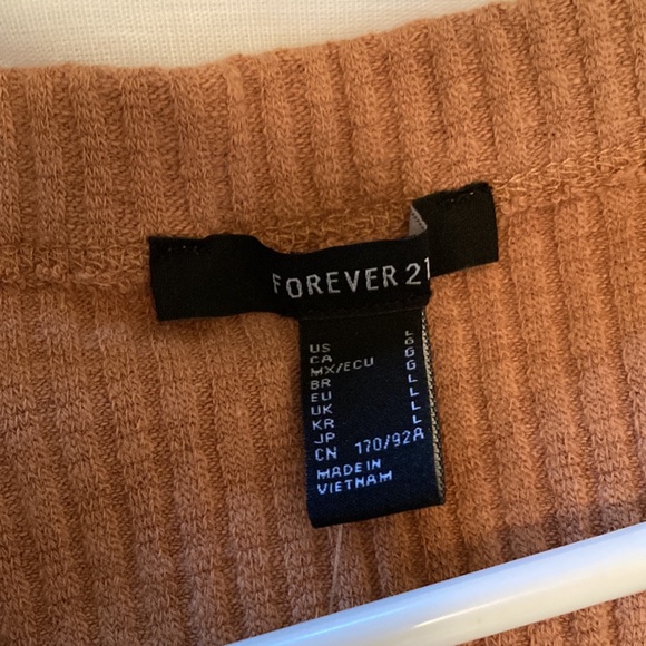 Knit crop top - Picture 5 of 7